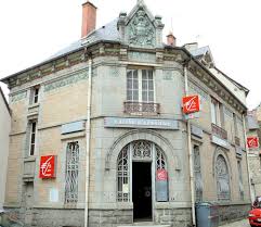 Découvrez caisse d'epargne (136 mail fontaine ronde, 77176 savigny le temple) avec toutes les photos du quartier, le plan d'accès, les avis et les infos pratiques : Photos Des Bureaux De Caisse D Epargne Glassdoor