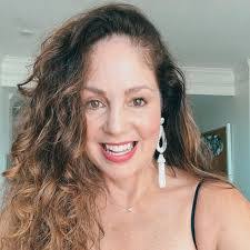 Lizeth Guerra's Instagram, Twitter & Facebook