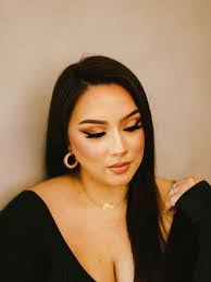 Starla Ward's Instagram, Twitter & Facebook