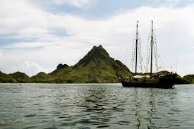 See tripadvisor's 4,859,764 traveler reviews and photos of indonesia tourist attractions. Padar Indonesia Wikipedia