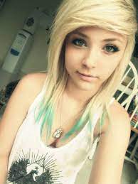Emo Hairstyles For Girls With Long Hair Hair Styles Long Hair Girl Scene Haircuts