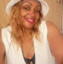 Can we board the ship separately if we are in multiple rooms?