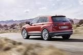 Volkswagen-Tiguan-(2016)