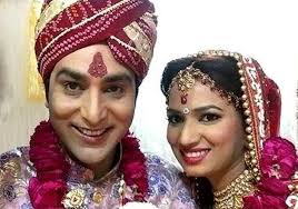 Get more info like birth place, age, birth sign, biography, family, relation & latest news etc. Bigg Boss 8 Contestant Praneet Bhatt Ties Knot With Long Time Girlfriend Bollywood News India Tv