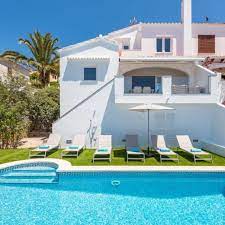 Con oltre 4.427 offerte disponibili a minorca, la casa vacanza perfetta sarà tua con davvero pochissimi click. Affitto Villa Di Lusso A Minorca Affitto Villa Di Lusso Vacanze Menorca
