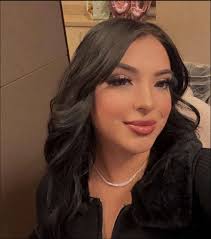 Change background to solid color for work profile?