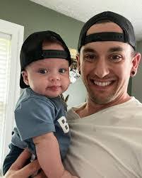 Justin Mcpherson's Instagram, Twitter & Facebook