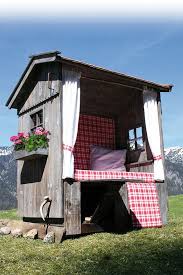 Alpenstrandkorb Der Bayerische Strandkorb Walter Kraus Garten Spielhaus Garten Haus Und Garten