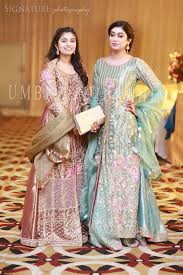Brides Sisters At The Barat Pakistani Bridal Dresses Indian Fashion Dresses Pakistani Wedding Dresses