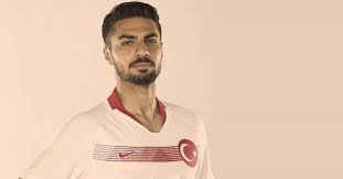 Yıldırım, bursa) ligue 1 ekiplerinden lille takımında defans pozisyonunda görev yapan türk millî futbolcudur. Zeki Celik Super Lig Den Hic Teklif Gelmedi Fotomac
