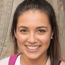 Amanda Hoss's Instagram, Twitter & Facebook