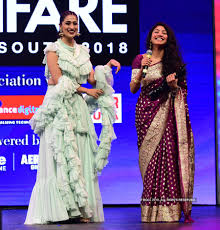 By unknown 23:26 sai pallavi. Throwback Sai Pallavi Steals The Show In Banarasi Saree At 65th Filmfare Awards South Telugu Movie News Times Of India