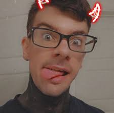 After the last update, when you shoot, the strength bar resets without the  shot taking place. This also happens multiple times in a row making it  almost impossible to control the strength