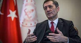 Milli eğitim bakanı ziya selçuk, instagram hesabında biyografisini silmiş ve erdoğan'ın ve meb'nın hesaplarını takipten çıkarmış. Tm Ki0aev Ncmm