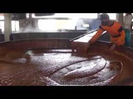 Selain itu, kandungan nutrisi pada gula merah yang lebih tinggi dari gula pasir adalah zinc, zat besi, kalium, dan magnesium.kandungan inilah yang membuat manfaat gula. Peluang Bisnis Pengolahan Gula Merah Dari Tebu Youtube