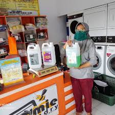 Kami menjual peralatan rumah tangga melayani grosir maupun eceran. Grosir Peralatan Rumah Tangga Jogja Barang Baru Cute766