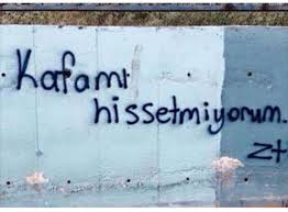 Matruska Gibiyim Kafamin Icinden Kafa Cikiyo Duvar Sozleri Duvar Gercekler