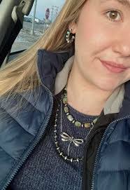 Traci Clemens's Instagram, Twitter & Facebook