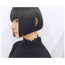 福江 章子 vetica stylistさんはinstagramを利用しています 来週の成人式へ向けて 黒の振袖に似合うモードなオカッパに 大切な節目を任せてくれてうれしいです シンプルに可愛いのは最高です vetica f 黒髪ボブのヘアスタイル 前髪ぱっつん