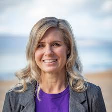 Women Of The C-Suite: Kristie Wrigglesworth of Pacific Whale Foundation On  The Five Things You Need To Succeed As A Senior Executive