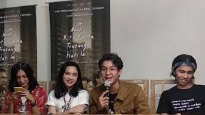 Official youtube channel of ardhito pramono for booking & inquiries: Dekat Saat Dipasangkan Di Film Ini Kata Rachel Amanda Tentang Hubungannya Dengan Ardhito Pramono Tribunnews Com Mobile