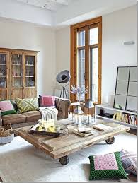 Ti stai chiedendo come sistemare le lanterne in casa per creare un'atmosfera magica e intima? 5 Consigli Per Arredare La Tua Casa