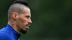 Trabzonspor, napoli'de efsaneleşen ve son olarak i̇sveç ekiplerinden göteborg'da forma giyen marek hamsik'le 2 yıllık sözleşme imzalandığını açıkladı. Elwyyprjjtp 7m