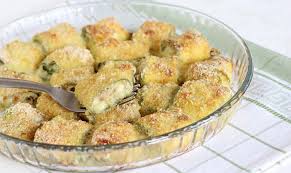 Rouleaux De Courgettes Farcies Page 2 Sur 2 Recettes Mag Recette En 2020 Courgettes Farcies Recettes De Cuisine Courgettes Panees