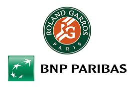 Tennis heroes grace roland garros clay courts roland garros was the first grand slam tournament to join the open era in 1968, and since then many tennis greats have graced the famous clay courts, including björn borg, ivan lendl, mats wilander, gustavo kuerten, roger federer. Sporsora Bnp Paribas Met A L Honneur Le Court N 1