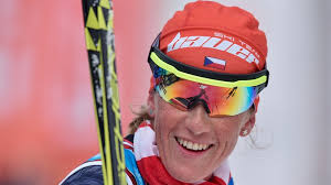 Bauer a spol. vyrazí do dalšího dálkového běhu s batohy na zádech