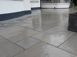 The sinai pearl tumbled and brushed limestone coping tiles are made from a warm beige to light grey limestone. Grey Limestone Tumbled Brushed 4 Size 18m2 Project Pack Paving Traders