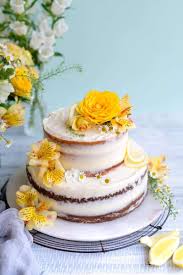Fans of the elderflower aroma describe it as like drinking lace, — a fitting flavor for a royal wedding. Make A Royal Lemon And Elderflower Wedding Cake