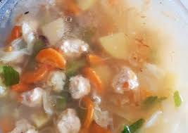 Masak hingga bakso terapung (tanda sudah matang). Resep Sayur Sop Bakso Ayam Yang Mantap