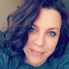 Christina Mcveigh's Instagram, Twitter & Facebook