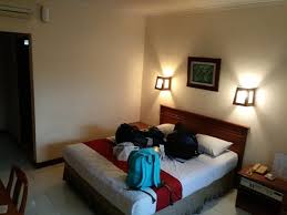 Qm queen of mutiara adalah 100% menggunakan mutiara asli sebab tu kesan yg cepat. Queen Bed Not Picutred Smell Of Mold Picture Of Mutiara Hotel Bandung Tripadvisor
