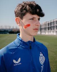 Dave Alva's Instagram, Twitter & Facebook