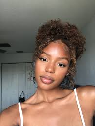 From black to honey blonde black women hairstyle bob with highlights and blonde tips blunt cut bob with curls beach waves quick make up and tutorial the perf. Black To Honey Blonde 4c Hair In 2020 Honey Hair Brown Hair Dye Lighter Brown Hair