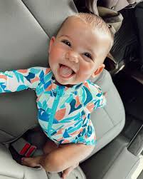 🌸8 Months🌸 My beautiful baby girl🫶🏻 •21 pounds 9 Ounces •31 inches long  •2 Teeth •Says “Dada” and “Hey” •Loves playing in the water •Loves her  sippy cup! •Crawling (mainly for food😂) •