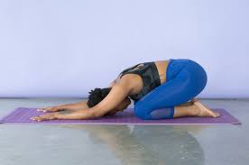 Our thoracic spine makes up the middle segment of the. 8 Yoga Poses To Relieve Lower Back Pain Self
