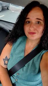 Hey everyone! I'm looking for a tendem partner in German, I can help you  with some Hebrew in exchange (: Niedersachsen/online ✨️