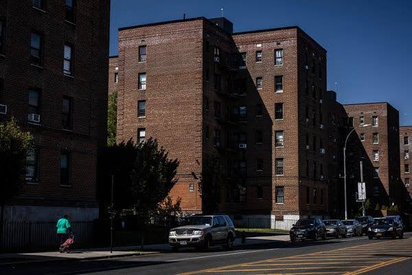 HUD Revives First-Term Trump Proposal to Eject Undocumented Immigrants from  Public Housing - The New York Times