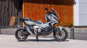 Well if the one adv guy can get a bmw c1 scooter over here i dont see what you couldn't do that. Honda X Adv Honda Motorrader Adventure Off Road Touring