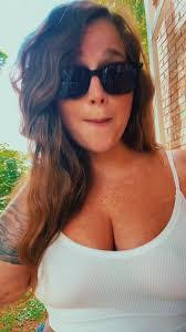 Ali West's Instagram, Twitter & Facebook