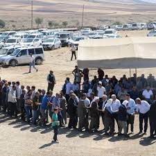 Terörle mücadele kapsamında türk silahlı kuvvetleri (tsk), irak'ın kuzeyindeki metina, zap, avaşin, basyan ve kandil bölgesinde bulunan pkk hedeflerini geceden itibaren ablukaya aldı. Metina Asireti Home Facebook