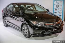 You can also compare the honda city (2018) 1.5 v against its rivals in malaysia. 2017 Honda City Facelift Spec By Spec Comparison Paultan Org