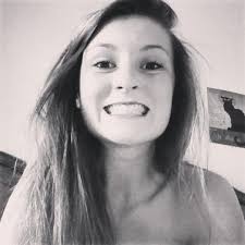 Manon Allen (@Manonallaine)