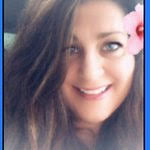 Leann Hooker's Instagram, Twitter & Facebook