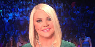 Τι μαθήματα έχω να κάνω για το σχολείο μετά τις γιορτές άραγε; 3espa8wse H Royla Koromhla Kapste Mas Oloys Nerwnes Eley8eros Typos