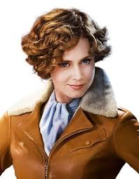 Amy Adams As Amelia Earhart In Night At The Museum Battle Of The Smithsonian Amy Adams Amy Adams Hair Short Hair Styles
