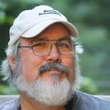 Michael Kube's Instagram, Twitter & Facebook